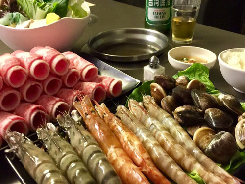 台北鍋物料理 - 金鍋盃小火鍋