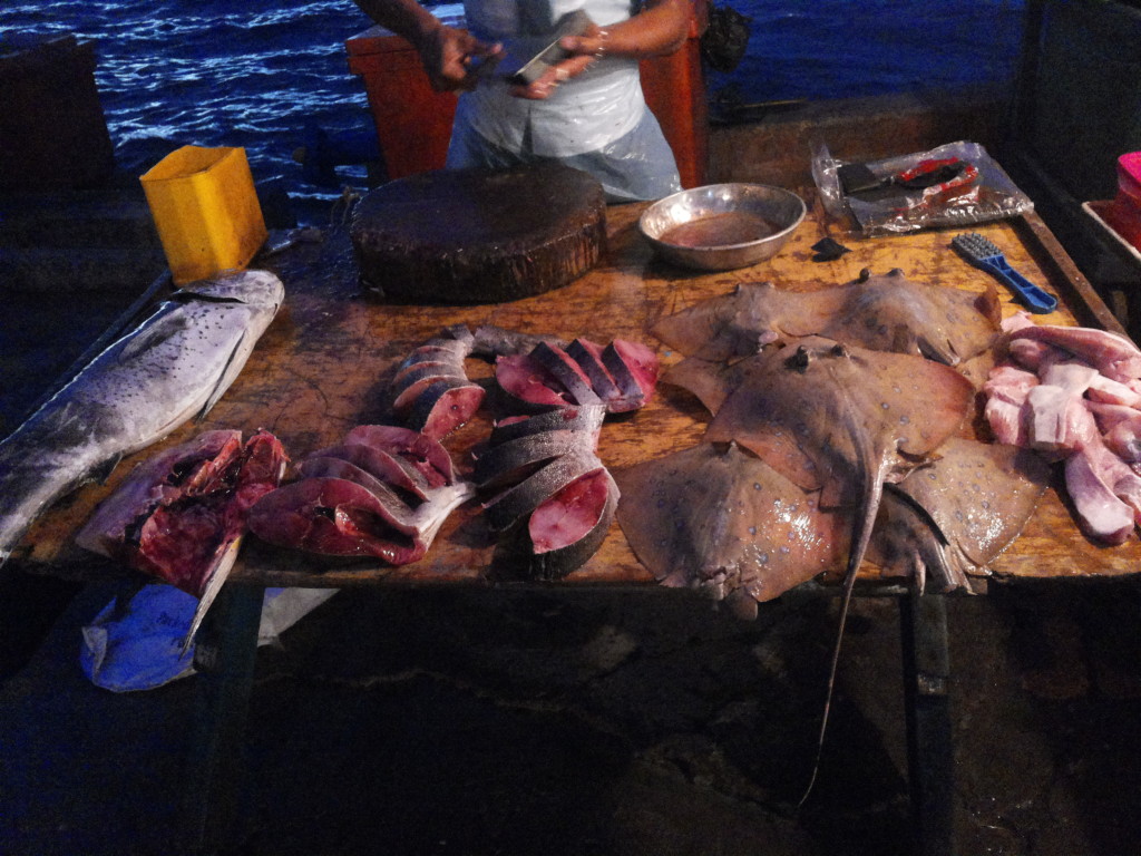 菲律賓夜市魚檔
